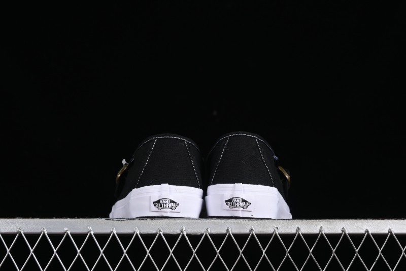 Vans Mary Jane Retro Canvas Shoes in Black - VN000CRR6BT