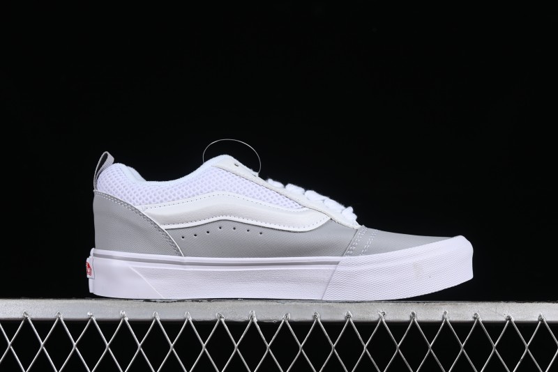 Vans Classics Knu Skool Chunky Tongue Retro Sneakers in Grey White - VN0009QCYF9