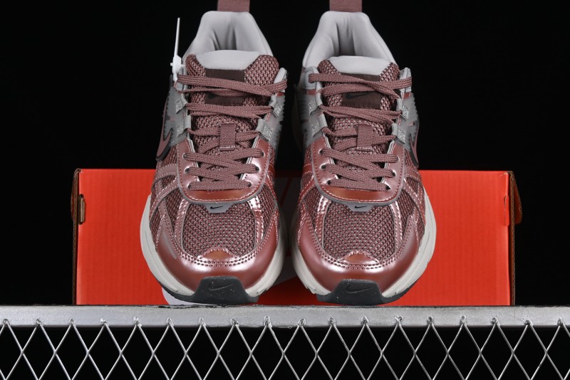 Nike Runtekk V2K Running Shoes Retro Style with Cushlon Foam and Anti-Slip Design - FD0736-200