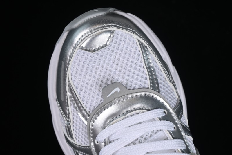 Nike Runtekk Run Retro Low-Top Running Shoes with Cushlon Midsole and Anti-Slip Design - FD0736-104