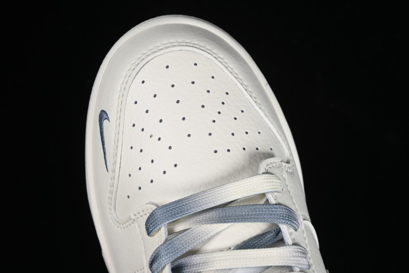 Nike SB Dunk Low Supreme Collaboration - Double Swoosh Anniversary Customized Low-Top Casual Sneakers - BB8675-105