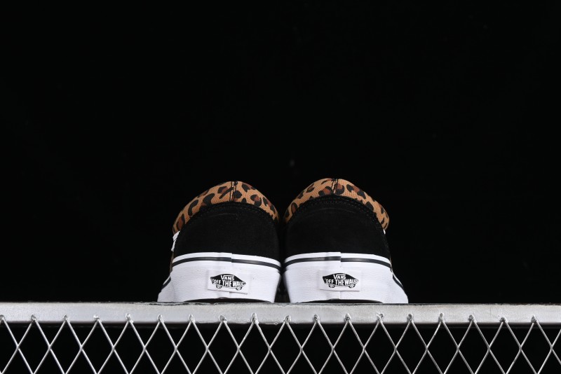 Vans Old Skool Classic Retro Low-Top Canvas Sneakers with Leopard Print and Slip-Resistant Sole - VN000CR5CJK