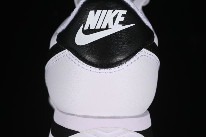 Nike Classic Cortez Leather Retro Running Shoes - DM4044-105