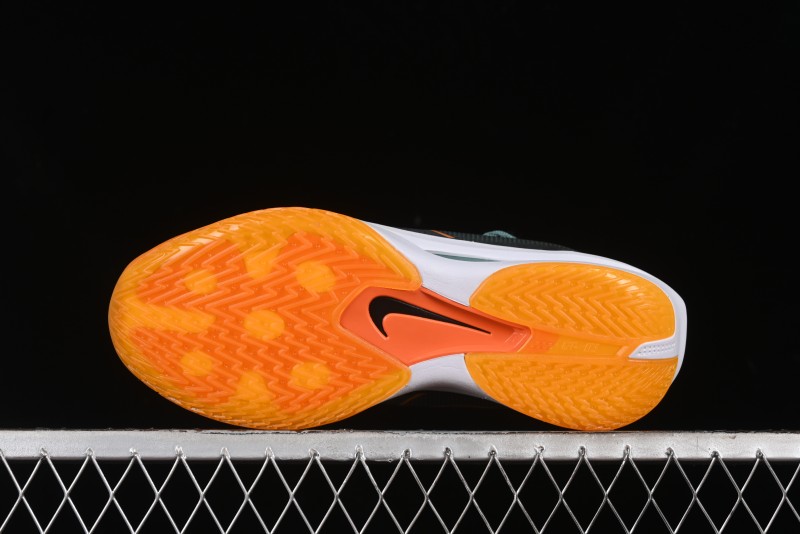 Nike Air Zoom G.T. Cut 3 EP Basketball Shoes with Full-Length ZoomX Foam - DV2918-001