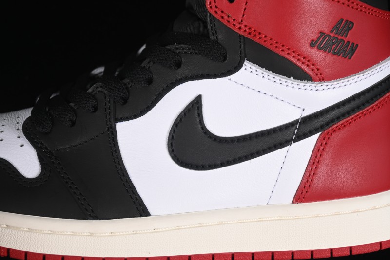 Nike Air Jordan 1 High OG Retro Basketball Shoes with Black Toe Design - DZ5485-106