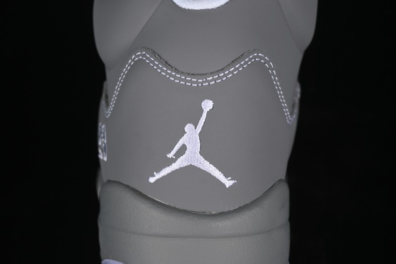 Nike Air Jordan 5 Retro Basketball Shoes with Grey Wolf Colorway - 136027-005