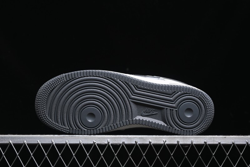 Nike Air Force 1 '07 Low The North Face x COMME des GARÇONS Light Grey Casual Sneakers - DM6688-002