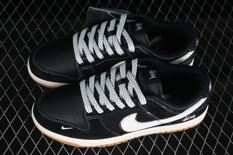 Nike SB Dunk Low Stussy Collaboration All Black Gum Sole Anniversary Custom Low-Top Casual Skate Shoes - XX3168-115