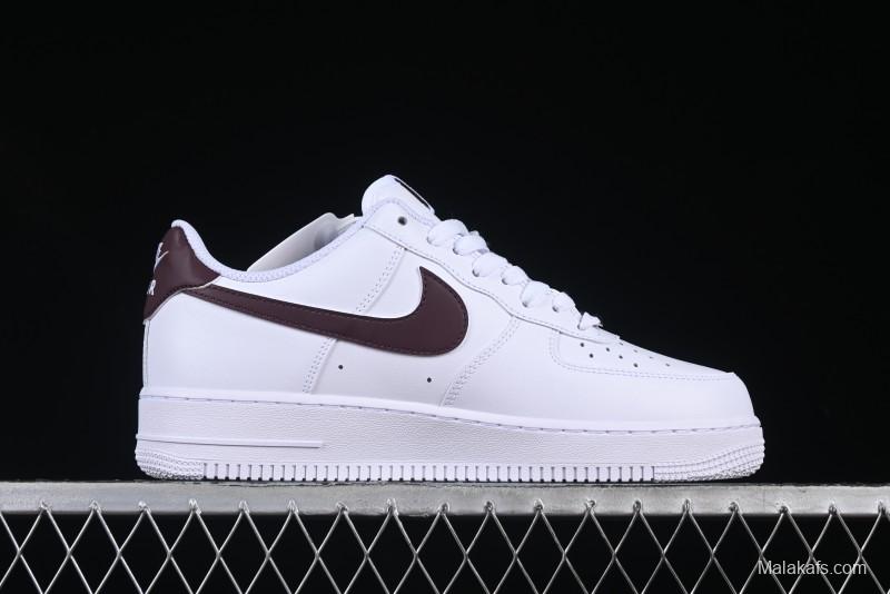 Nike Air Force 1 '07 Low Casual Sneakers with Full-Length Air Cushion - FJ4146-112