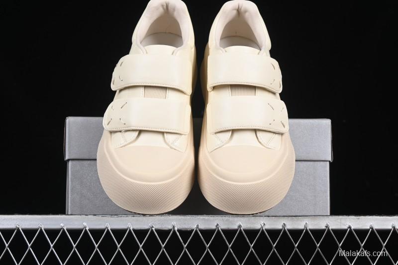 GG-CC Star Same Style Platform Sneakers with Hook and Loop Closure - G23Y6906