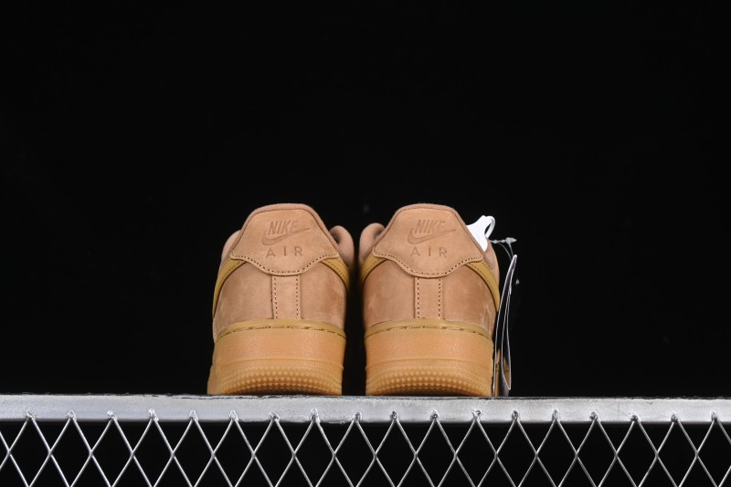 Nike Air Force 1 '07 WB Low-Top Sneakers with Full-Length Hexagonal Air Cushion - CJ9179-200