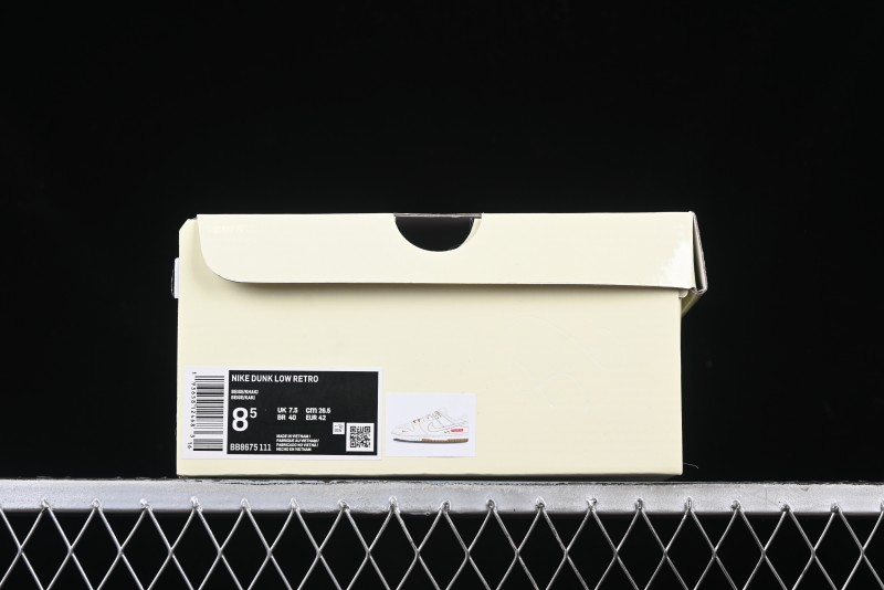 Nike SB Dunk Low Supreme Collaboration Two-Tone Khaki Anniversary High-End Custom Low-Top Casual Skate Shoes - BB8675-111