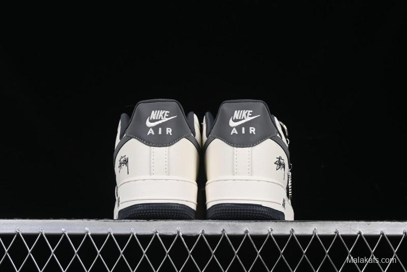 Nike Air Force 1 '07 Low Stussy Collaboration - Light Grey Triple Swoosh Low-Top Casual Sneakers - KK1988-037
