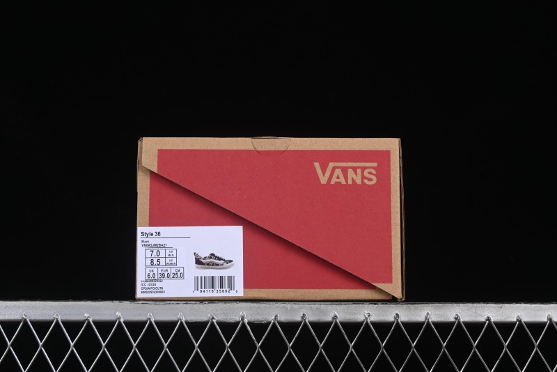 Vans Classics Knu Skool Retro Skate Shoes with Enhanced Cushion and Breathable Mesh - VN0A5JM2BA21