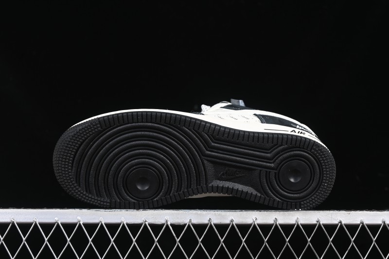 Nike Air Force 1 '07 Low Stussy Collaboration - Black White Casual Sneakers - XZ6188-671