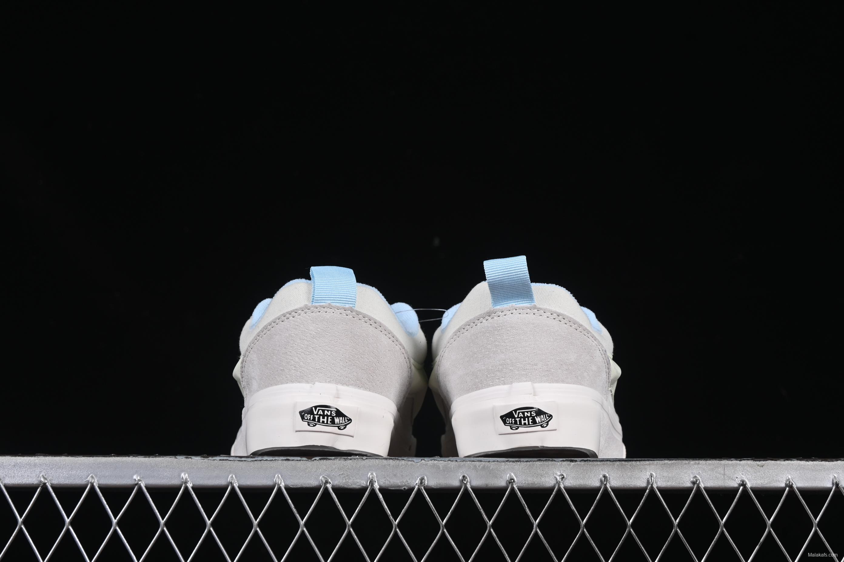 Vans Knu Skool Low-Top Retro Chunky Sneakers - VN000D6CZ5D