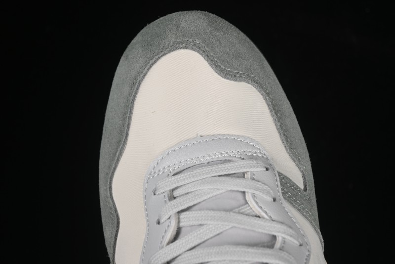 Onitsuka Tiger Serrano CL Breathable Comfort Casual Shoes - 1183B886-200