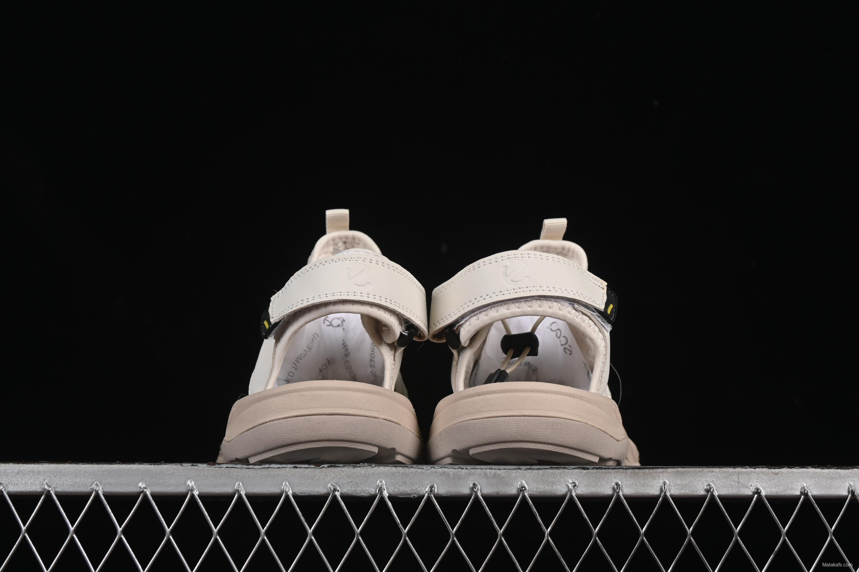 ECCO Off-Trail Series Outdoor Sport Toe-Cover Leisure Sandals - 68936801002