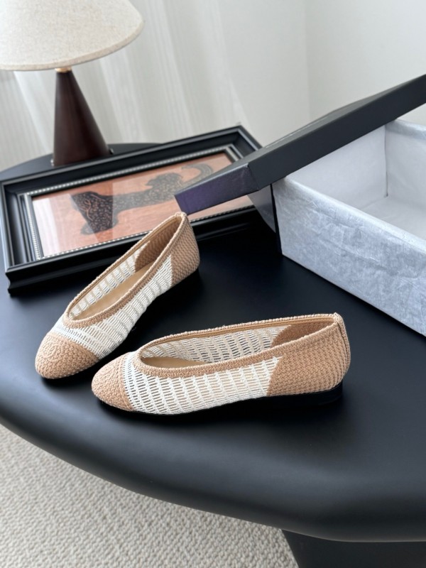 2025 Women Chanel White Beige Leather Mesh Ballet Flats LY00280
