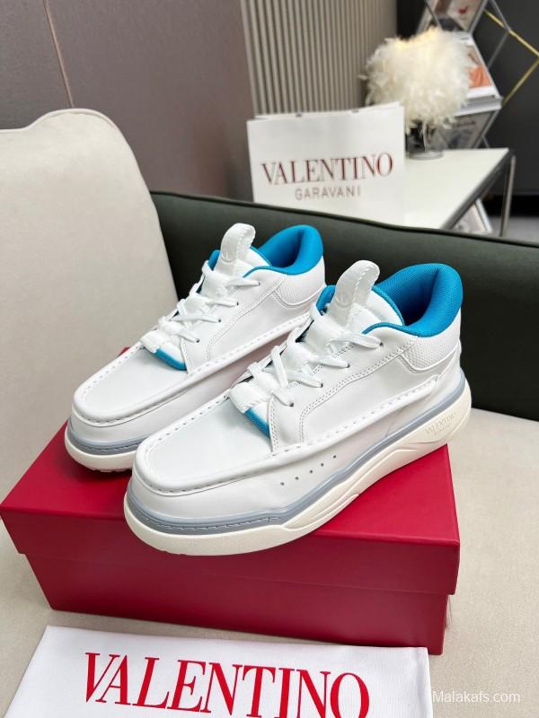 2025 Unisex Valentino White Blue Leather Sneakers RUNBOOT LY00390