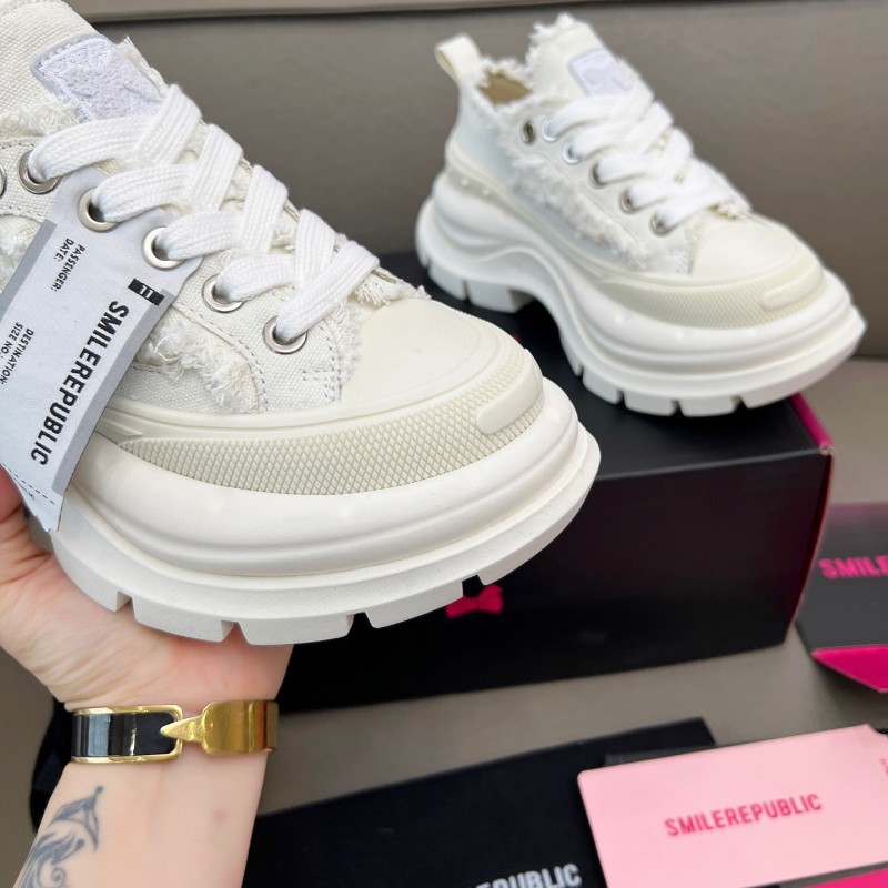 2025 Unisex Smile Republic White Canvas Thick Sole Casual Sneakers Frayed Edge LY00291