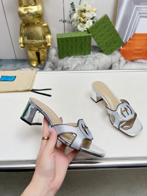 2025 Women Gucci Silver Leather Slippers MJ00190