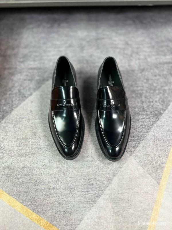 2024 Men Louis Vuitton Black Leather Loafers MJ00290