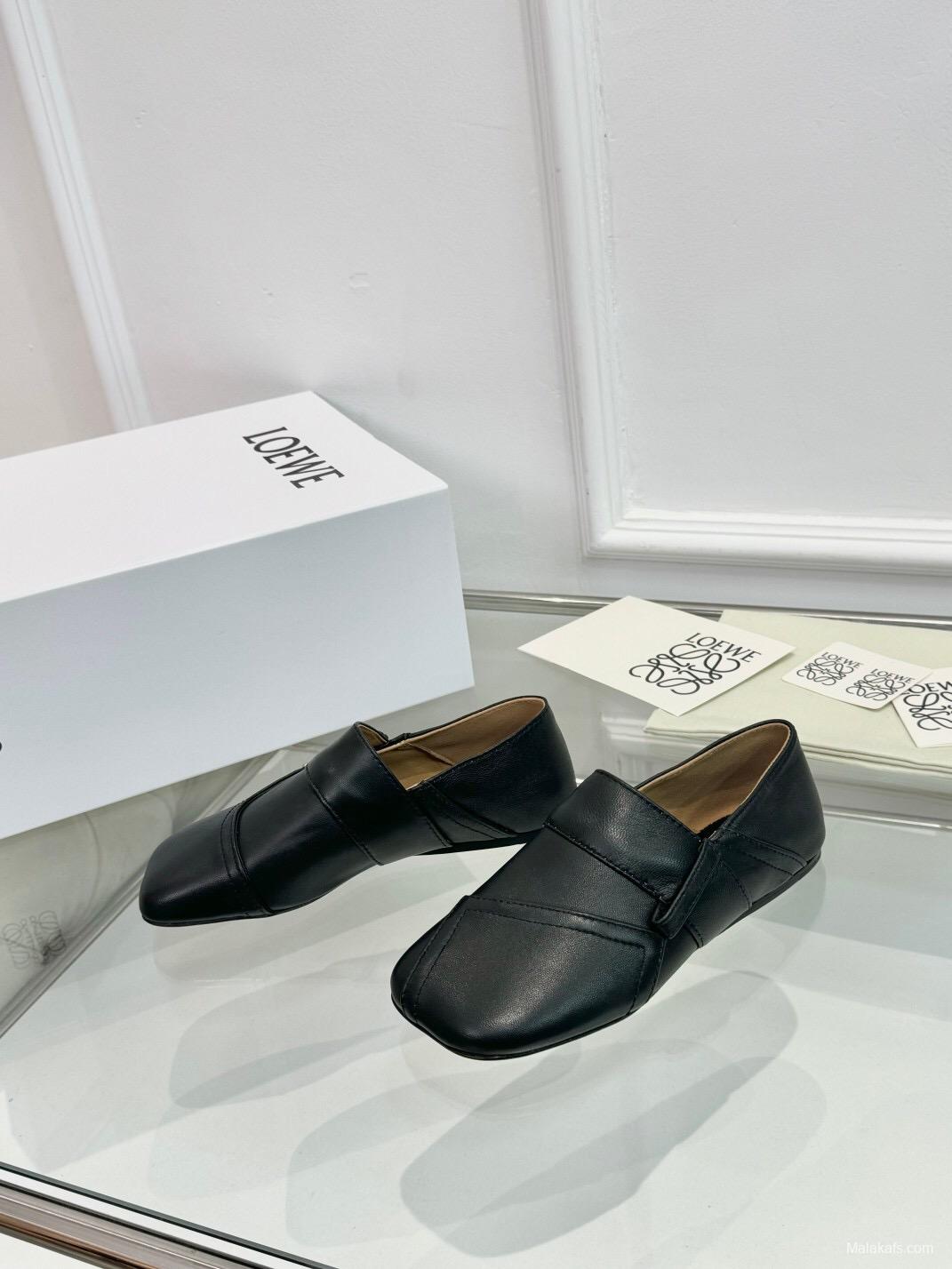 2025 Women Loewe Black Leather Loafers LY00291