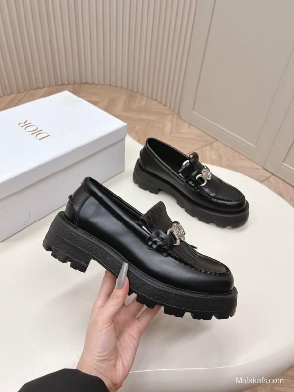 2025 Women Dior Black Leather Loafers KFY00350