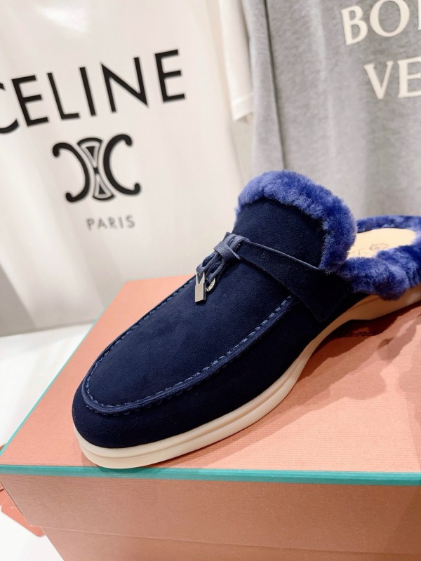 2024 Slippers LP Navy Shearling Loafers MJ00300