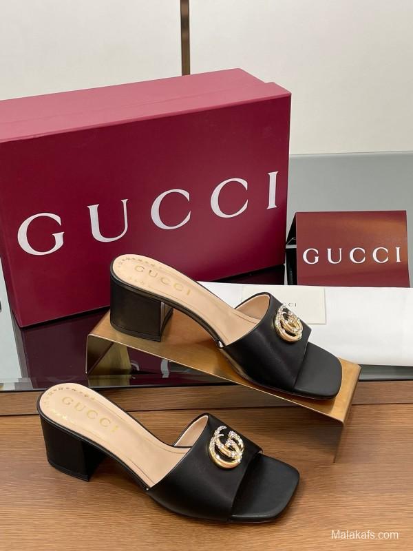 2025 Women Gucci Black Leather Slippers Crystal GG Buckle LY00280