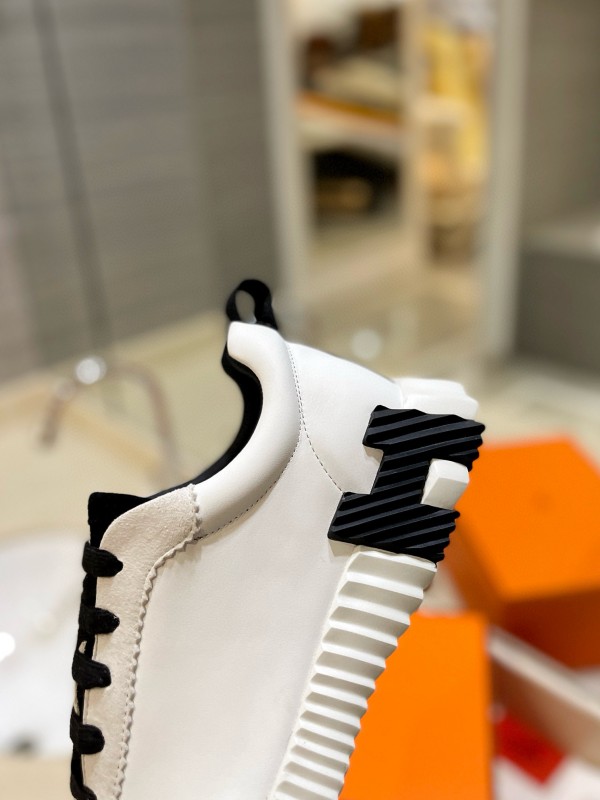 2024 Unisex Hermès White Black Imported Coxskin Rain Cloth Casual Sneakers MJ00320