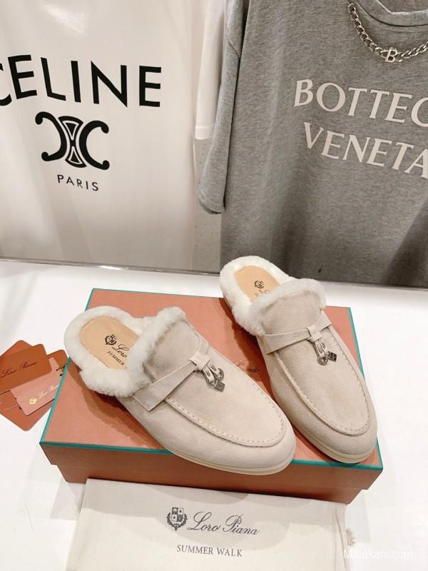 2024 Slippers LP beige suede fur lined summer walk
