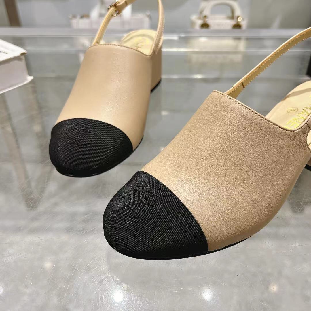 2025 Women Chanel Beige Black Leather Slingback Block Heel LY00300