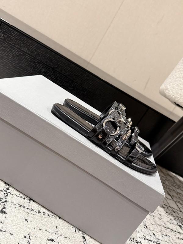 2025 Slippers Balenciaga Black Leather Metal Buckle KFY00289