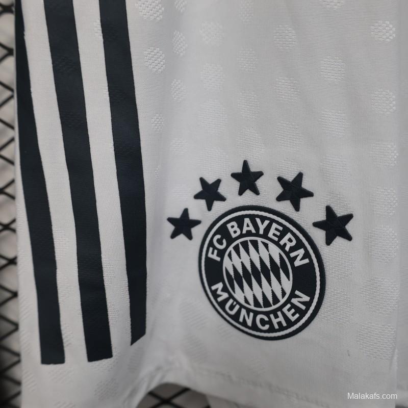 Player Version 25/26 Bayern Munich Home Shorts