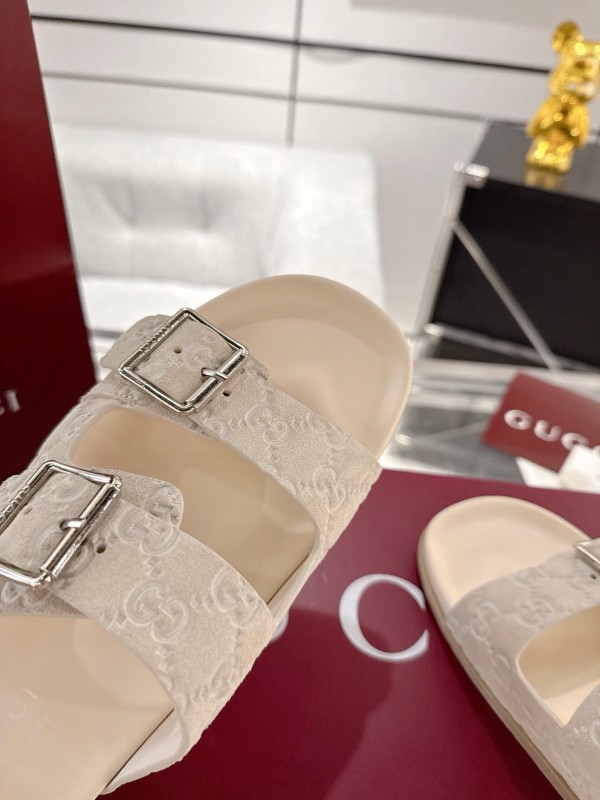 2025 Women Gucci White Leather Slippers Double G Embossed AS00240