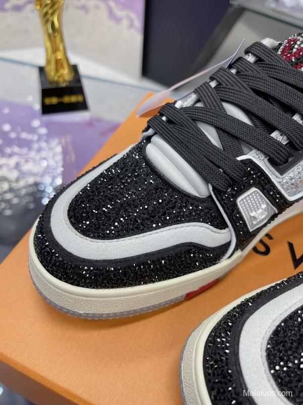 2025 Unisex Louis Vuitton Black White Leather Denim Plimsolls Handcrafted Diamonds AS00400