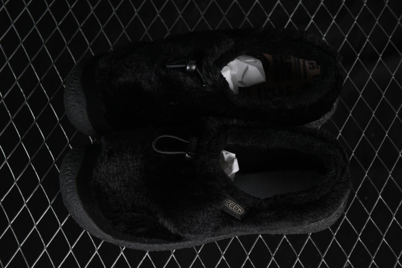 Keen Howser III Slide Winter Plush Casual Lifestyle Shoes - 1029436