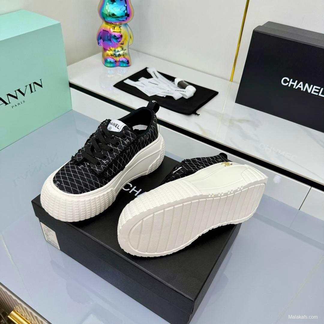 Chanel 2025/SS Little Chanel Loafers Panda Shoes Casual Sneakers - LY00330