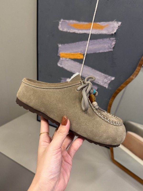 UGG 2025 SS Wool Slippers with Retro Buckle - KFY00240