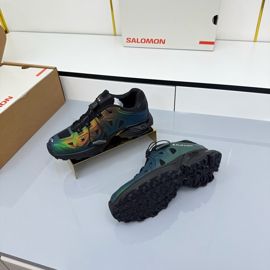 Salomon XT Whisper Casual Shoes with Thick Sole and Futuristic Design - LY00310