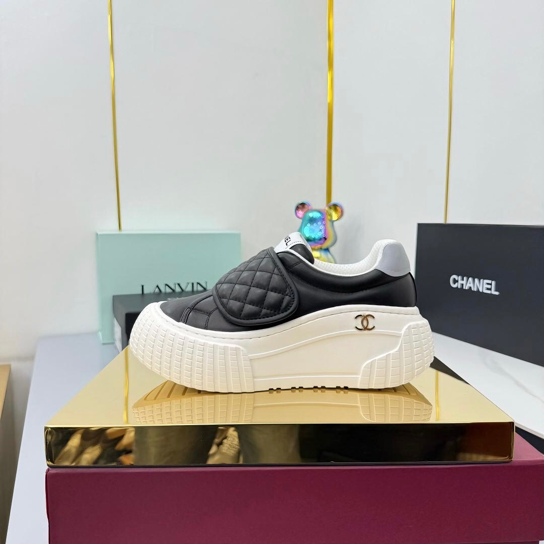 Chanel 2025/SS Panda Casual Sneakers - LY00330