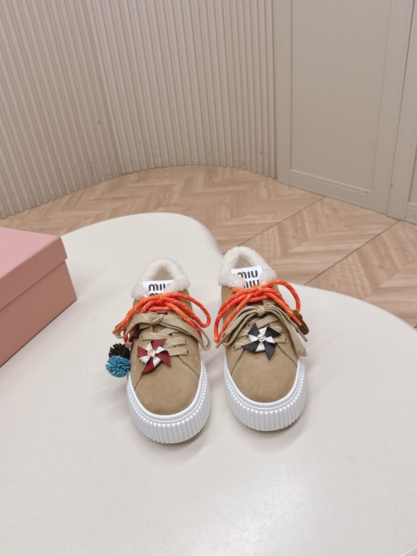 Miu Miu 3D Embroidered Platform Casual Shoes - LY00320/LY00340