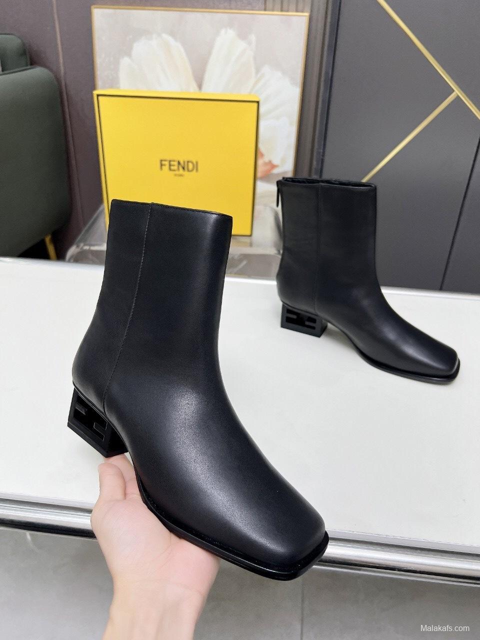 Fendi 2025 SS Short Boots - LY00370