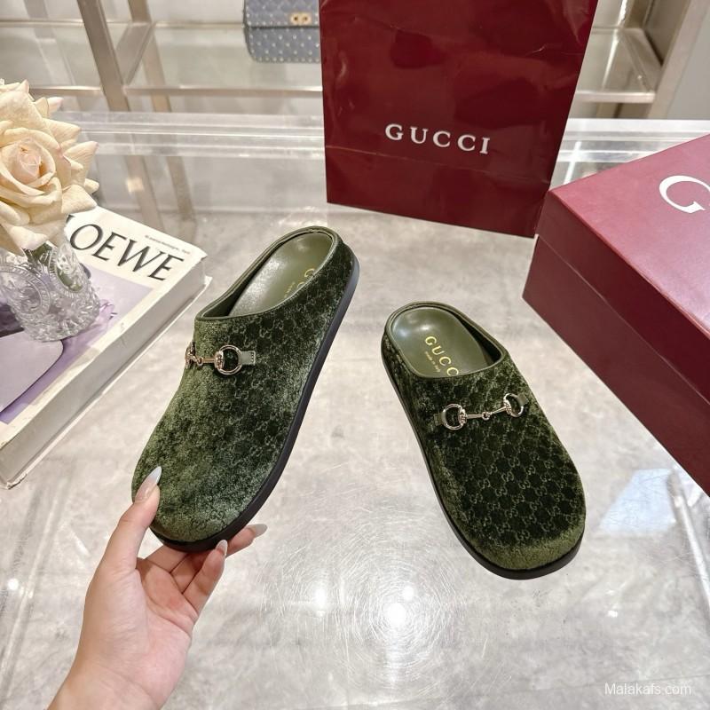 Gucci Women's Mule Shoes Velvet with Horsebit Detail - LY00240