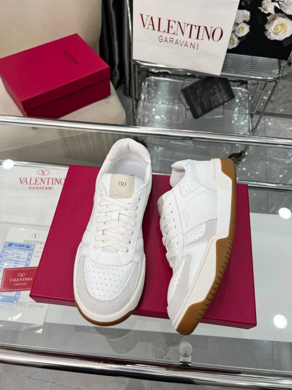 Valentino Joie de Jouer Series Hook-and-Loop Platform Sneakers - AS00360