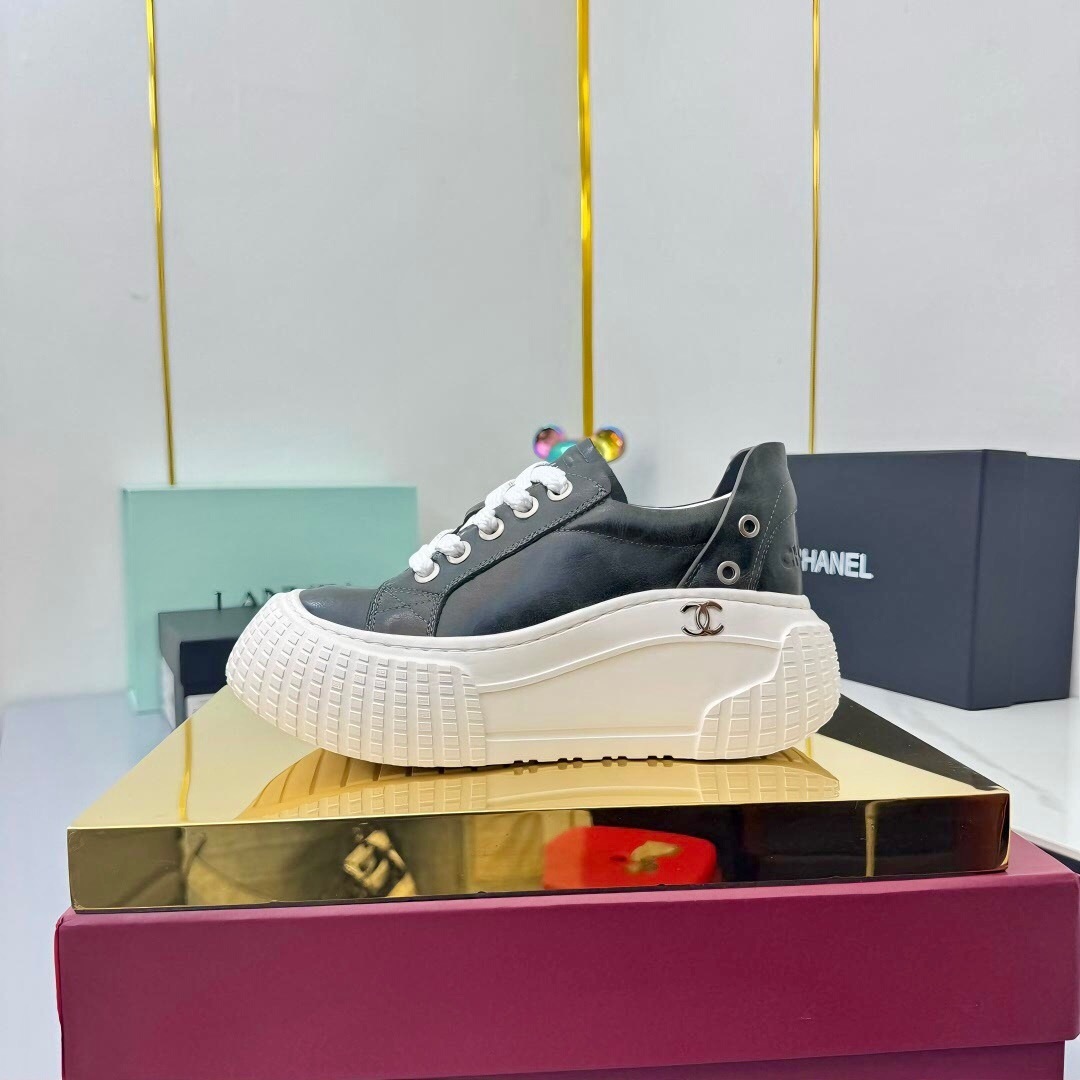 Chanel 2025 SS Panda Loafers Casual Sports Shoes - LY00330