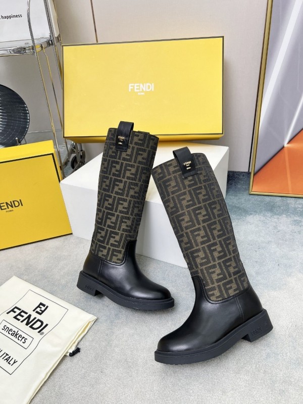 FENDI 2025/SS Fall Winter Monogram Platform High Boots - LY00400