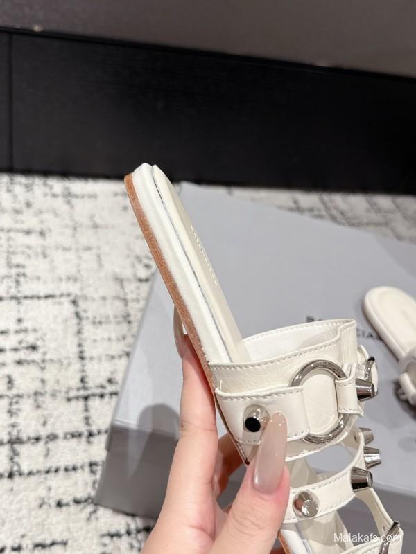 Balenciaga Cagole Metal Studded Sandals Series - KFY00260